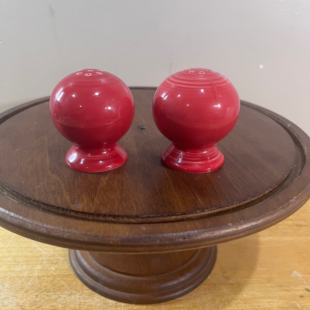 Fiesta Scarlet Red Salt and Pepper Shakers Vtg Art Deco Ceramic Set HLC